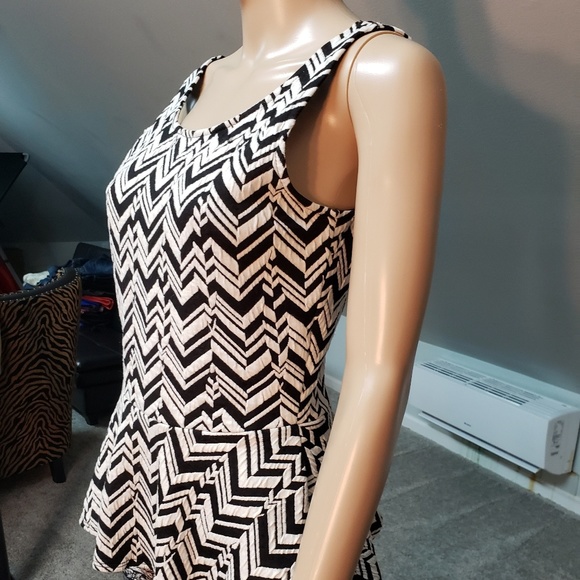 Casual Couture Blouse - Picture 3 of 5